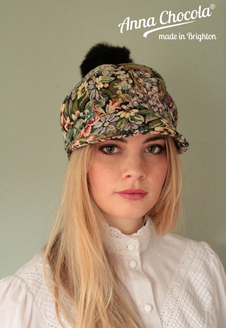 1960s Pompom Tapestry Cap - Anna Chocola® 2014