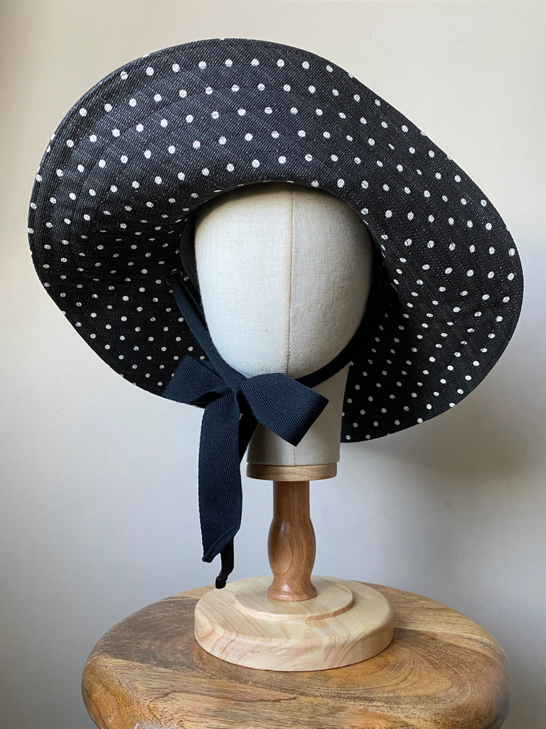 Anna Chocola Barbara Sun hat