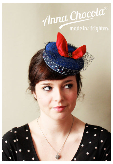 Pillbox Hat - Anna Chocola® 2013