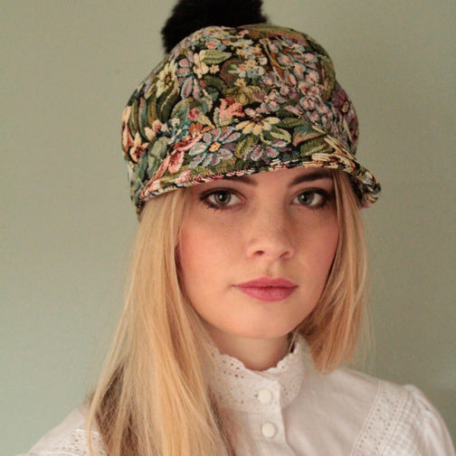 1960s Pompom Tapestry Cap - Anna Chocola® 2014