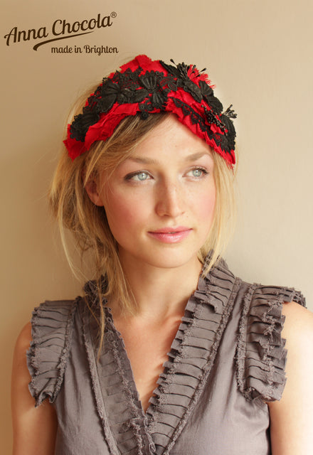 Anna Chocola Brighton Milliner- Pleated silk headpiece